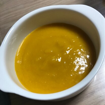 はじめてかぼちゃスープを作りましたが美味しくできました٩(｡•ω•｡)﻿و